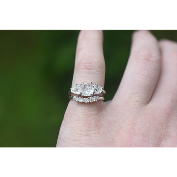 Unique engagement ring set, raw diamond ring, raw stone ring, alternative - Picture 1 of 7